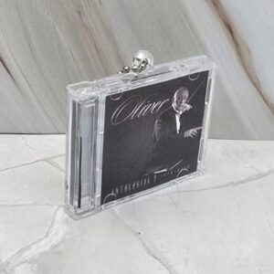 Retro privjesak u obliku CD-a