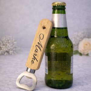 personalizirani-drveni-otvarac-za-boce-s-imenom